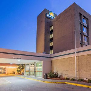 Days Hotel By Wyndham Danville Conference Center